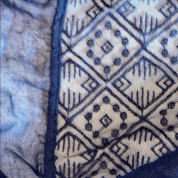 ✨NWT (4) Beautiful Texture Infinity Scarf - Picture 3 of 9